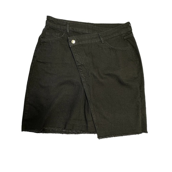 Boohoo front Asymmetrical waist  black denim skirt size‎ 10 - Picture 1 of 6